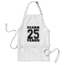 25 anos limpam o avental