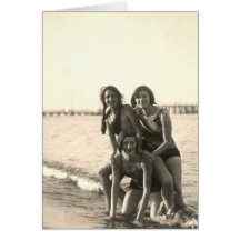 3 meninas na praia cartão
