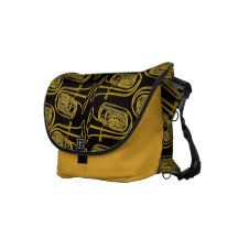 A bolsa mensageiro do meio da tuba