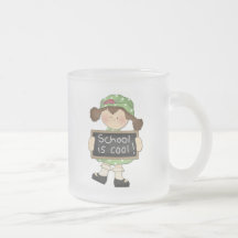 A escola é camiseta triguenho legal e presentes da caneca