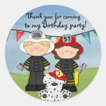 Aniversário pequeno do bombeiro - personalize adesivo