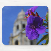 As flores aperfeiçoam a mouse pads do computador