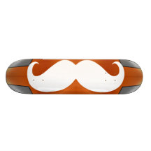 Bigode branco engraçado 2 skate boards
