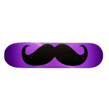 Bigode preto engraçado 9 skate