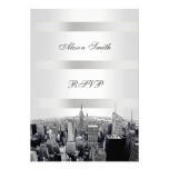 Branco preto gravado RSVP 1 da skyline 2 de NYC convites