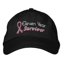 Cancro da mama sobrevivente de 11 anos bonés