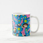 Caneca bonito da menina do tênis