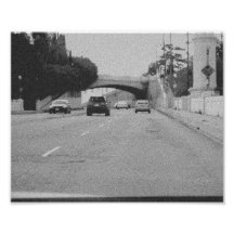 Carros sob a ponte foto artes