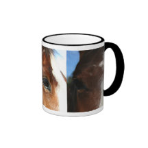 CAVALO DE SELA MANCHADO CANECAS