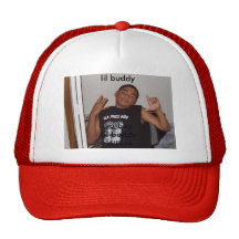 Chapéu intitulado bones