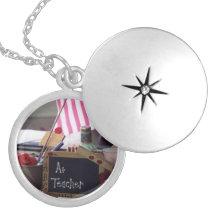 Colar redonda do Locket do professor #1