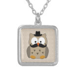 Coruja com bigode e chapéu colar personalizado