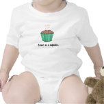 Doce como um tshirt. do cupcake