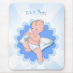 É um menino! mousepad