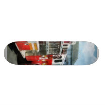 Escada longa no carro de bombeiros skate