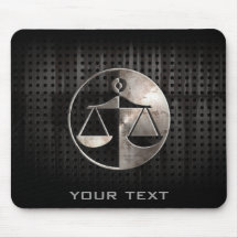Escalas ásperas de justiça mousepad