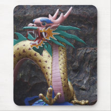 Estátua chinesa do dragão mouse pads