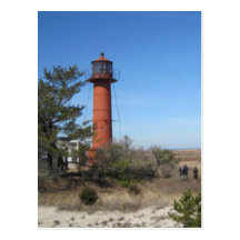 Farol vermelho pequeno cartão postal
