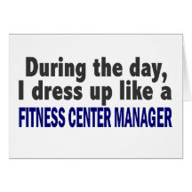 Gerente do fitness center durante o dia cartões