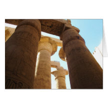 Hieroglyphics em colunas em templos de Karnak Cartões