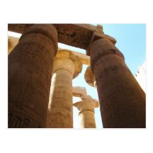 Hieroglyphics em colunas em templos de Karnak Cartoes Postais