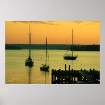 Iate no por do sol poster