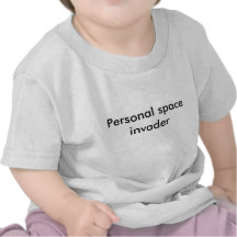 Invasor pessoal do espaço tshirts