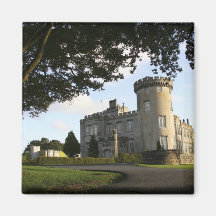 Ireland, a entrada lateral do castelo de Dromoland Imãs De Geladeira