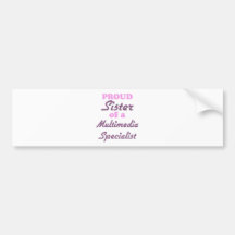 Irmã orgulhosa de um especialista dos multimédios adesivos