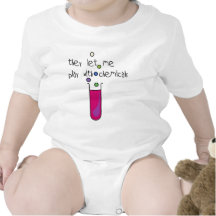 Jogo com produtos químicos tshirts