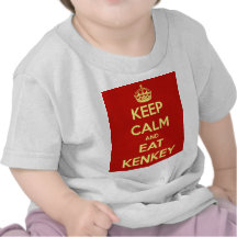 mantenha calmo e coma o kenkey camiseta