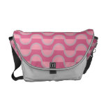 Máscaras da bolsa mensageiro cor-de-rosa