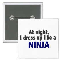 Na noite eu visto-me acima como um Ninja Boton