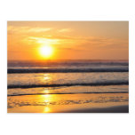 Nascer do sol alaranjado Wilbur da praia pelo cart Cartao Postal
