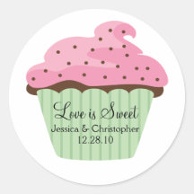 O amor é doce - cupcake adesivos em formato redondos