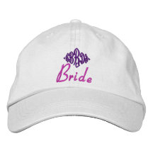 O chapéu da noiva - com iniciais feitas sob encome bone