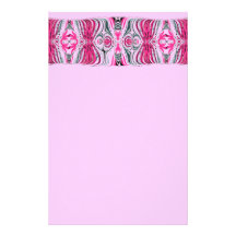 O cinza cor-de-rosa drapeja artigos de papelaria