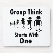 O grupo pensa mouse pads