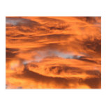 O por do sol nubla-se o cartão cartoes postais