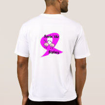 Os homens secam o t-shirt apto