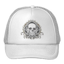 Pá do crânio com ouro bones