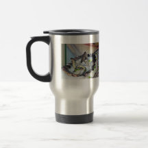 Peixes indicados no gelo na mercearia caneca