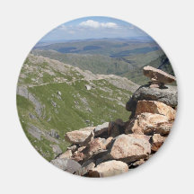 Pilha das pedras em uma caminhada a Snowdon Imas De Geladeira