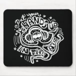 Pnha suas mãos acima de 2 mouse pads