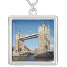 Ponte da torre na colar de Londres