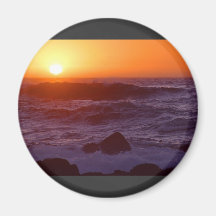 Pôr do sol sobre a praia ima