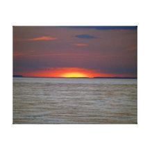 Por do sol sobre o lago impressão de canvas envolvidas