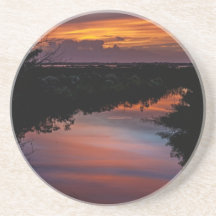 Por do sol sobre o pântano de Florida Porta-copo