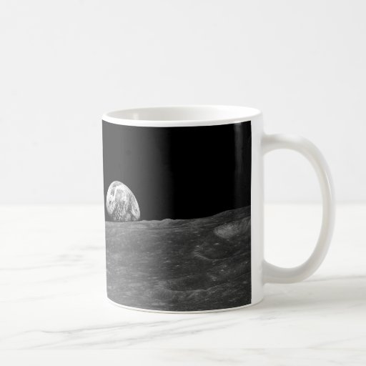Primeira fotografia de um Earthrise tomado por Apo Caneca