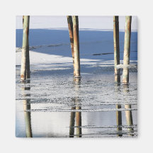 Reflexão da ponte imas de geladeira